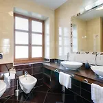 Moncalvo Villa *