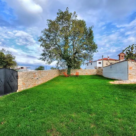 Villa Moncalvo *