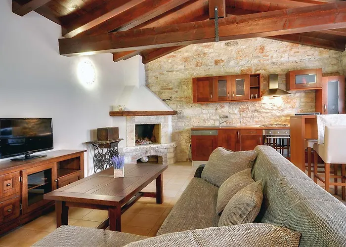 Moncalvo Villa Bale