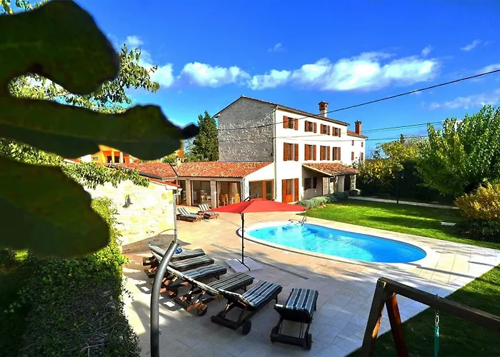 Villa Moncalvo Bale