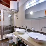Moncalvo וילה